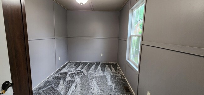 Building Photo - 7390 Vista Pointe Trail