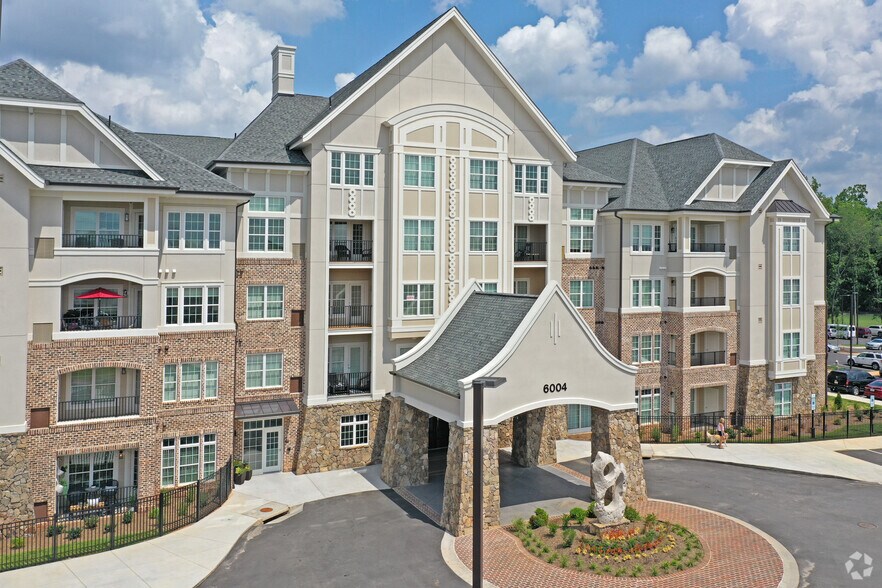 8 West 6004 Grandover Village Rd Greensboro NC 27407 Apartment Finder