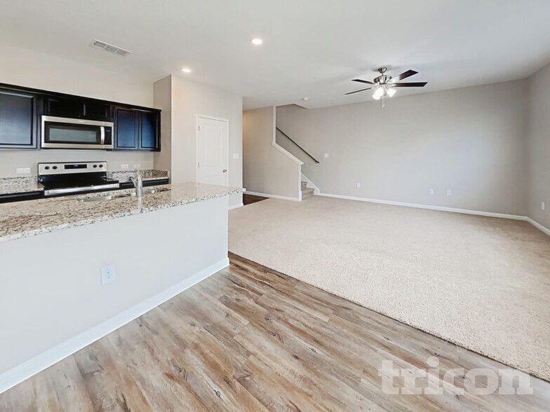 Building Photo - 144 Peony Ln.