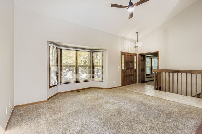 Building Photo - 7663 S Cove Cir