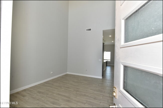 Building Photo - 205 Anglesy Pl