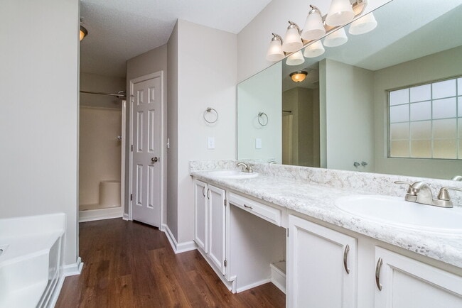 Building Photo - 202 Jack Patton Cove