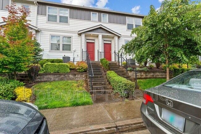Building Photo - 876 N 18th Ave