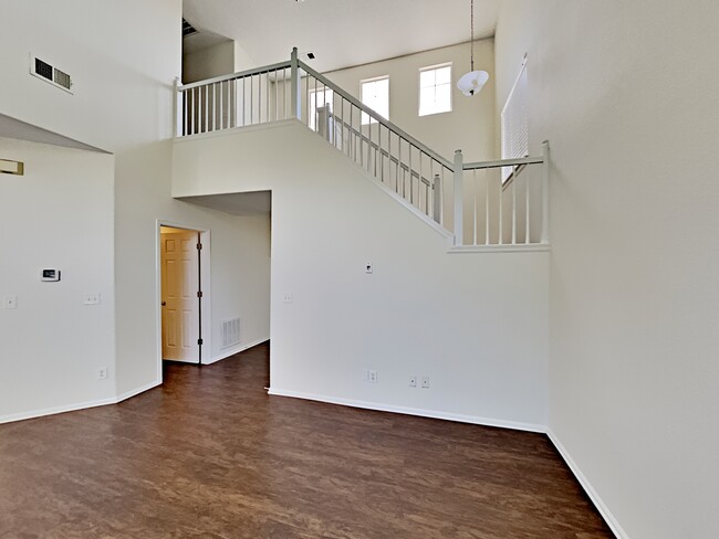 Building Photo - 19444 E Hollow Creek Dr