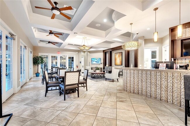 Building Photo - 4164 Oak Tree Dr