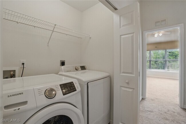 Building Photo - 8310 Village Edge Cir