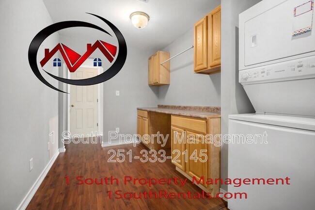 Building Photo - 12180 Franklin Creek Ct