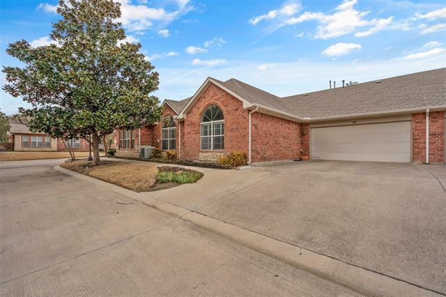 Building Photo - 3100 Camellia Rose Dr