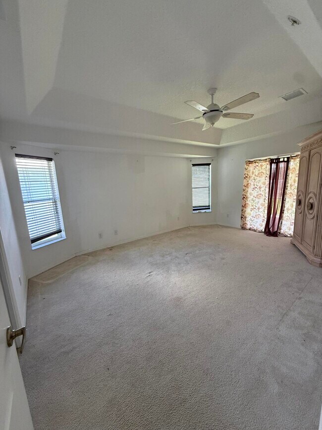 Building Photo - 3419 SW Galeti St