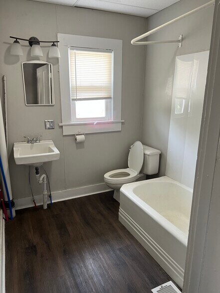 Building Photo - 1726 M St