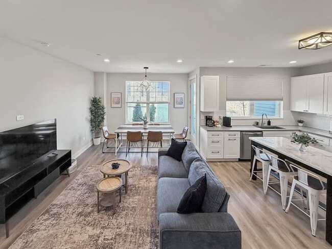 Building Photo - 28411 Torch Pkwy