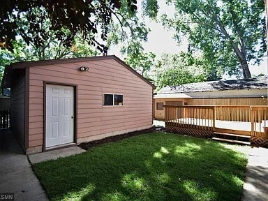 Shared Garage - Deck and Yard - 2055 Temple Ct