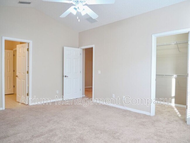 Building Photo - 590 Pinebranch Cir