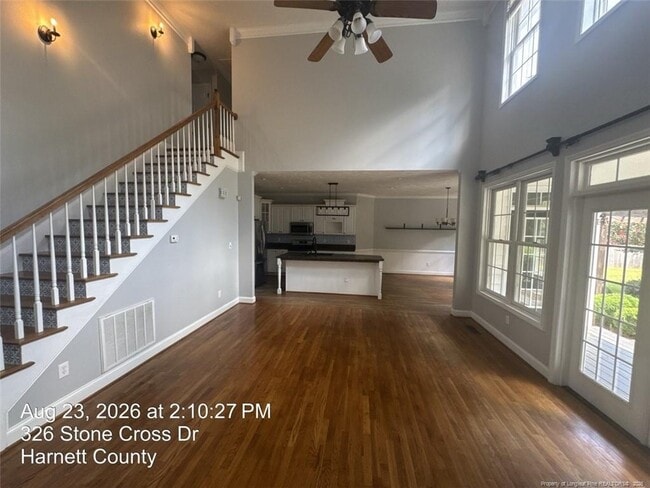 Building Photo - 326 Stone Cross Dr