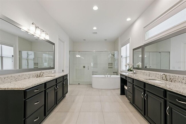 Building Photo - 10840 Mobberley Cir