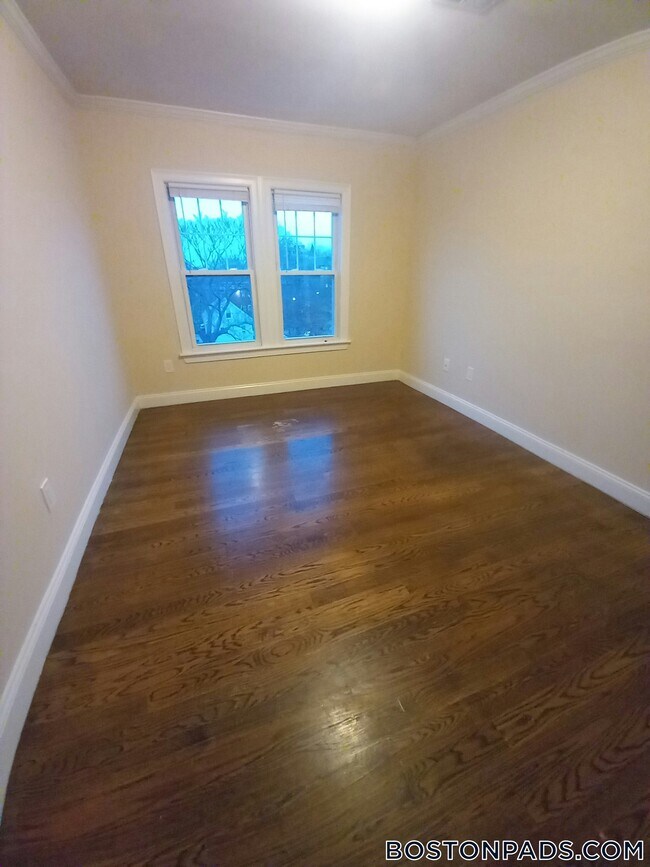 Building Photo - 2971 Washington St