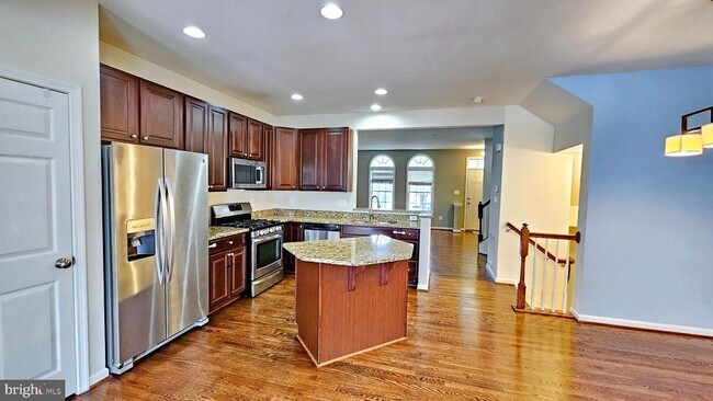 Building Photo - 3504 Tabard Ln