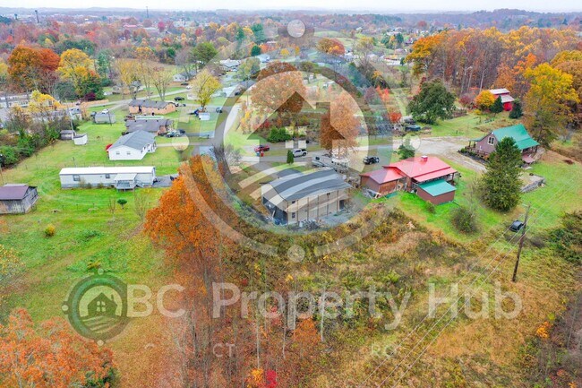 Building Photo - 97 Blakley Subdivision Rd