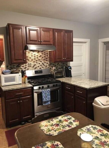 *Pictures are representative samples of the advertised unit. In some cases, the actual units you tou - 8 Carmel St