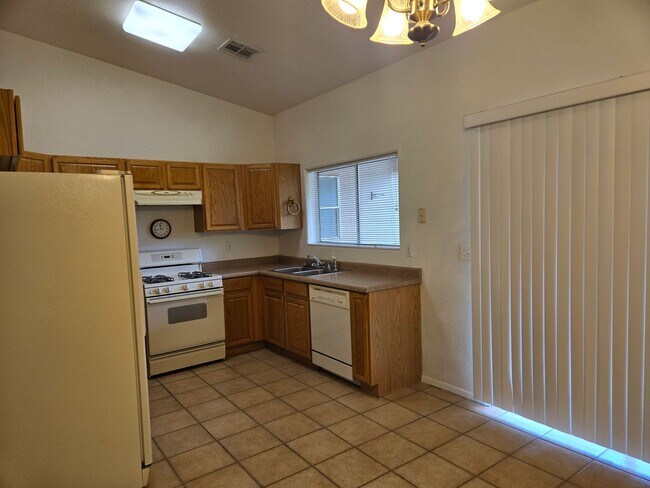 Building Photo - 2603 Brianna Way