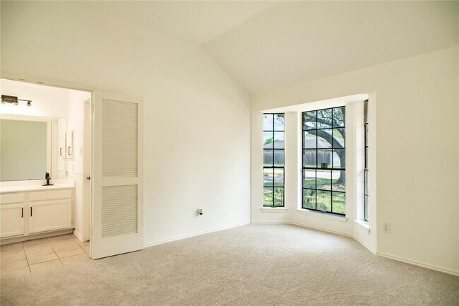 Building Photo - 16342 Maple Downs Ln