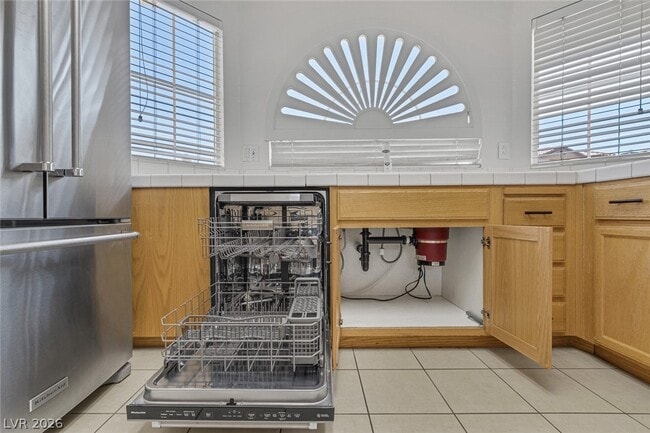 Building Photo - 8756 Harvest Valley Ave