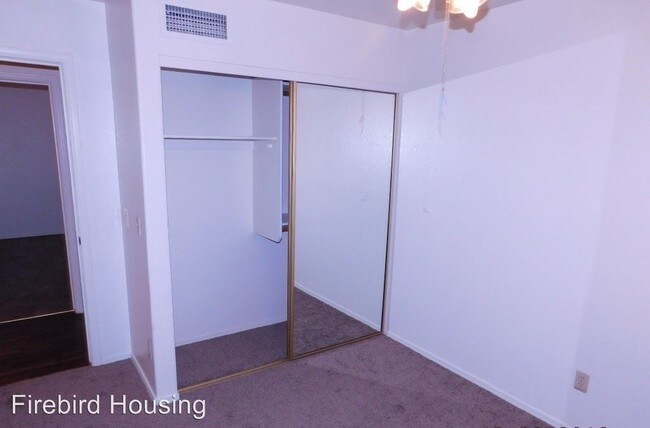 Building Photo - 4 br, 2 bath House - 525 S. Abilene Dr.