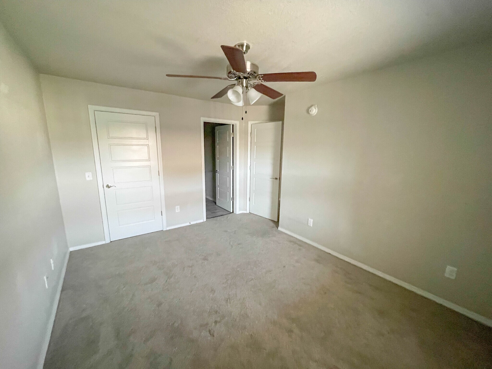 Building Photo - 4175 W Santa Maria Ln