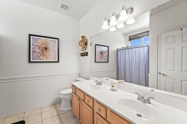 Building Photo - Your Goodyear Retreat Awaits – Updated 4BR...