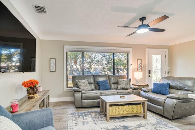 Building Photo - 2901 70th St N