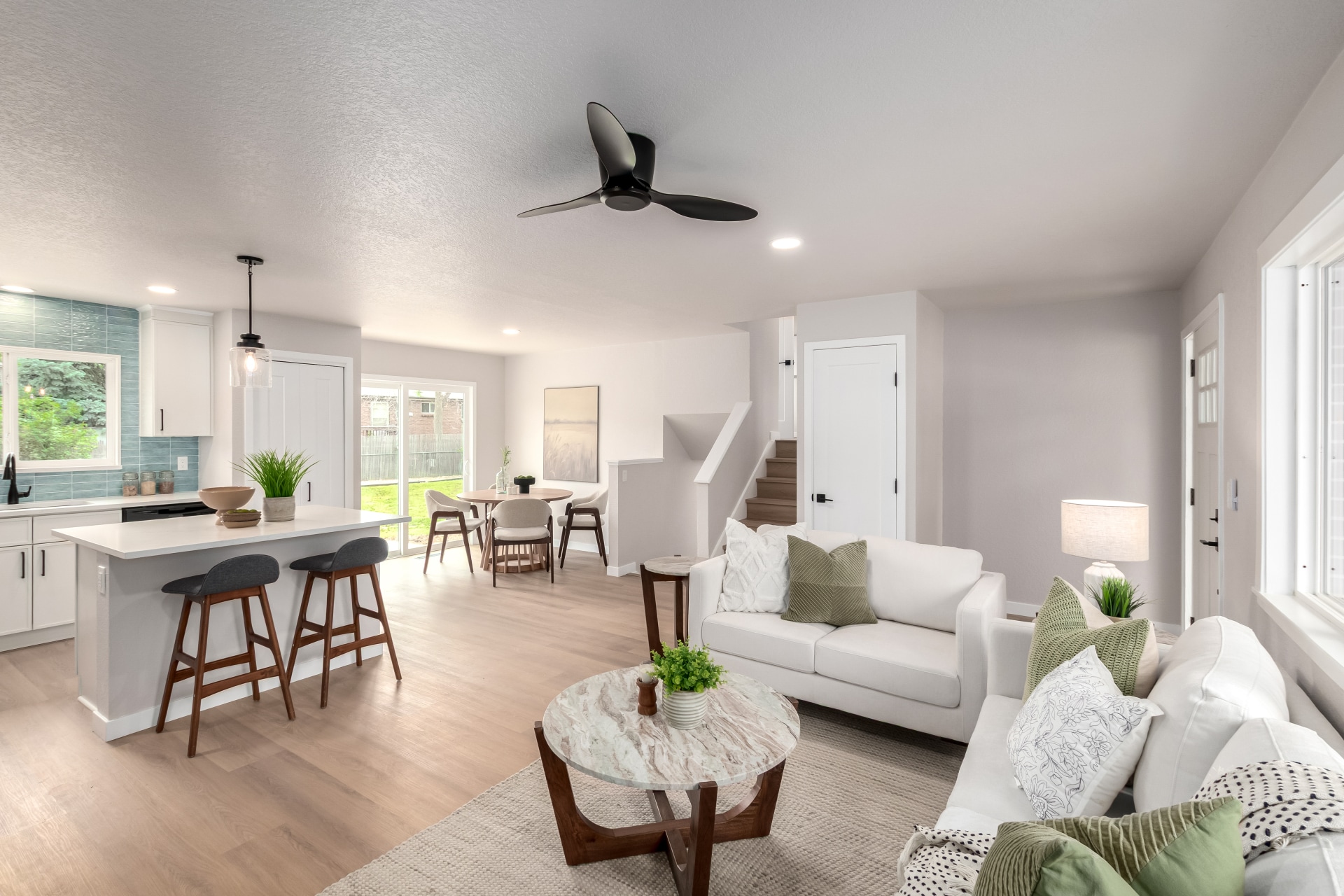 Building Photo - 1011 Yeager Dr