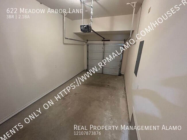 Building Photo - 622 Meadow Arbor Ln