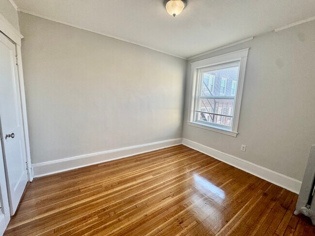 Building Photo - 1615 Commonwealth Ave