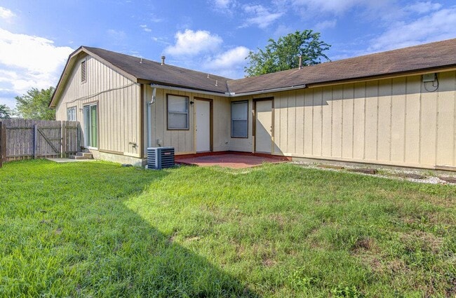 Building Photo - 8108 West Gate Blvd