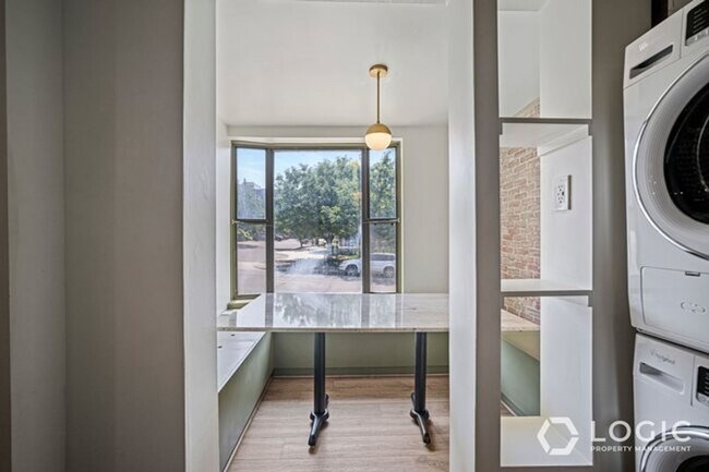 Building Photo - 1245 E 1700 S