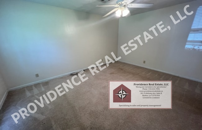 Building Photo - 302 Cartwright Dr