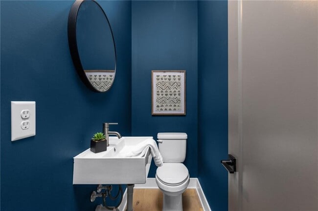 Building Photo - 1438 Walker Pl SE