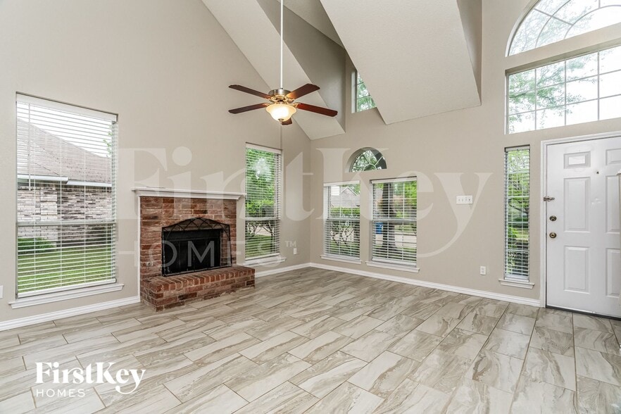 Building Photo - 3083 Wildflower Way