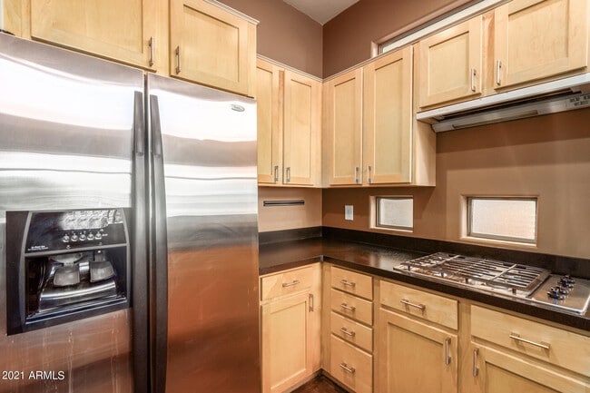 Building Photo - 14450 N Thompson Peak Pkwy