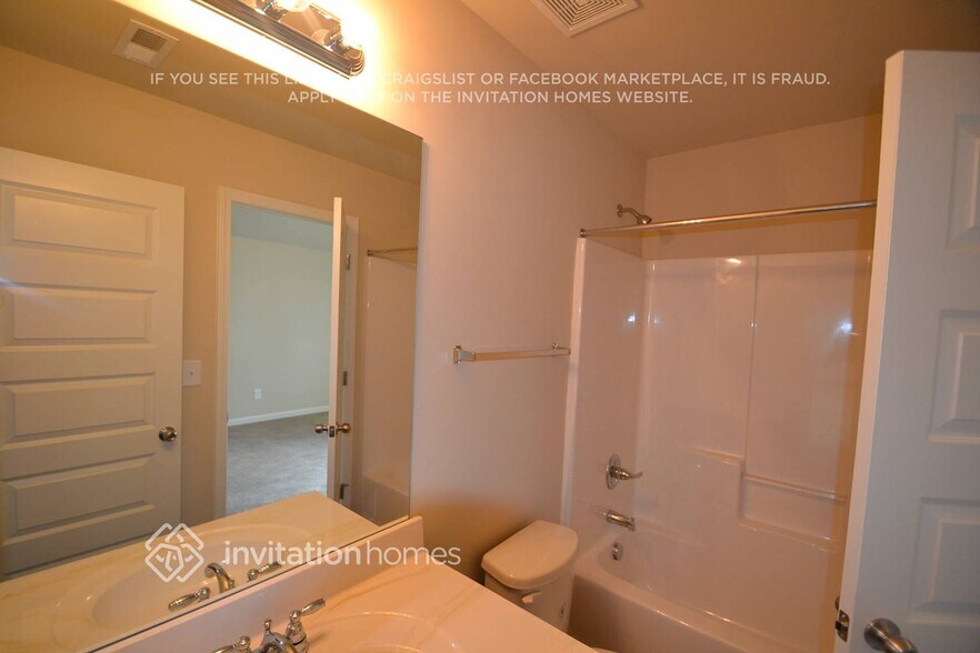 Building Photo - 4324 Grove Lake St SW