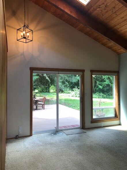 master bedroom onto side deck - 10329 206th Ave NE