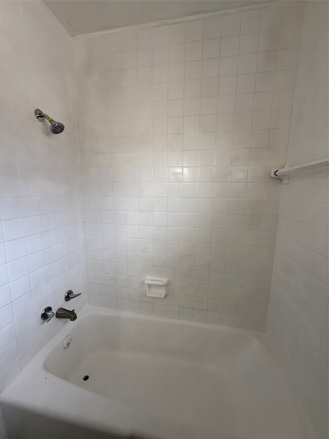 Building Photo - 5414 Hazel St