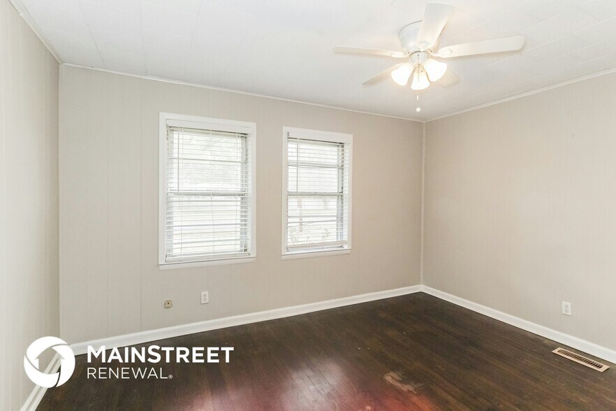 Building Photo - 2121 Mississippi Ave