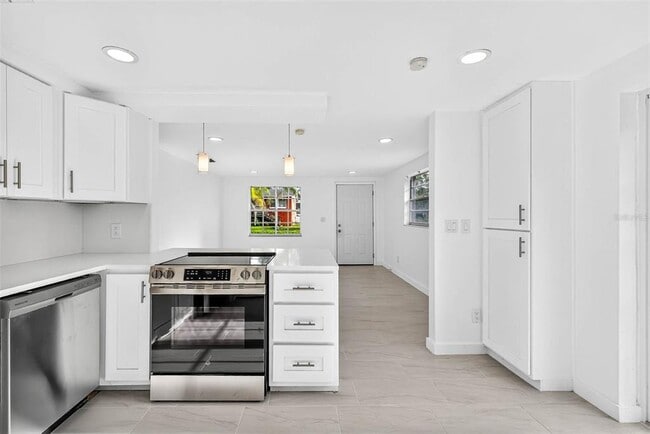 Building Photo - 6801 S Faul St