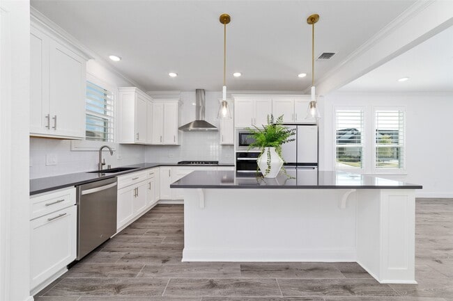 Building Photo - 14435 Gdn Grv Ct