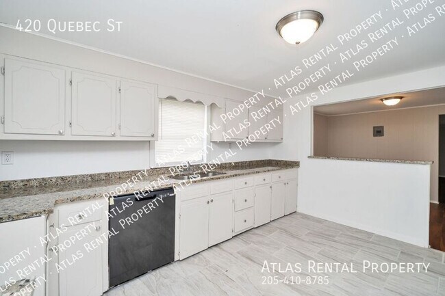 Building Photo - 420 Quebec St