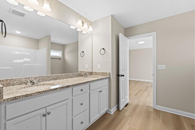 Building Photo - 112 Lambert Fld