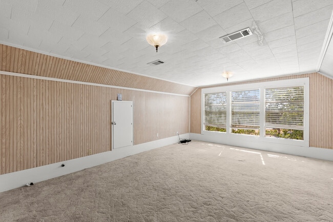 Building Photo - 146 Co Rd 4285