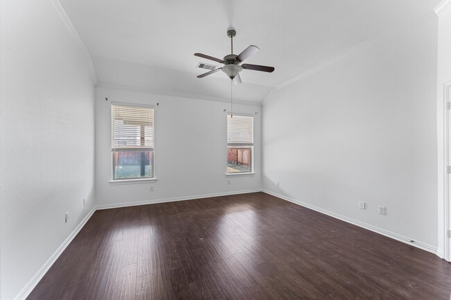 Building Photo - 1922 Boren Dr