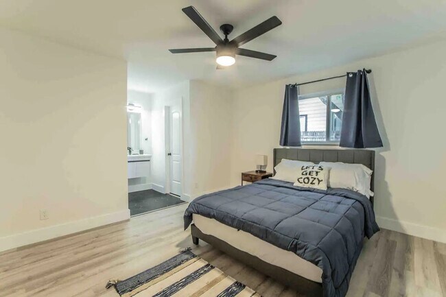 Building Photo - Experience Elevated Living in North Austin – Fully Furnished & Move-In Ready